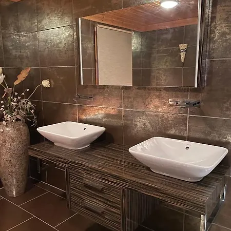 Tomatin - Luxury Two Bedroom Log Cabin With Hot Tub Berwick Upon Tweed Exterior photo